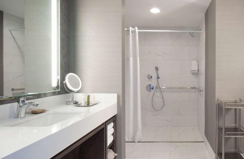 Marietta Hotel | Hilton Atlanta/Marietta Hotel & Conference Center