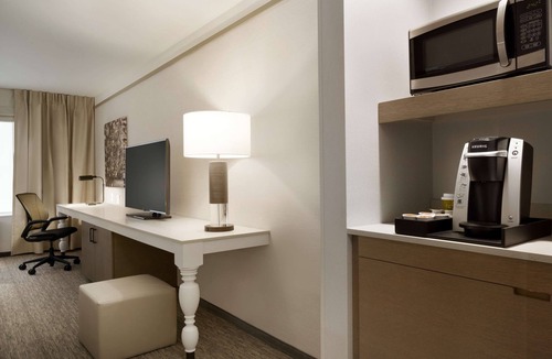 Newtown Square Hotel | Hilton Garden Inn Newtown Square Radnor