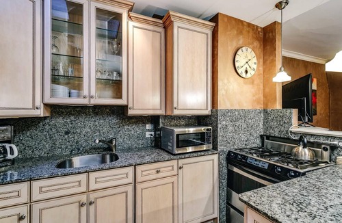 Gold Coast Apartment | Historic and Unique Brownstone in Gold Coast - 3