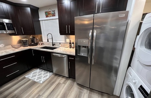 Island Estate Apartment | Home away from home