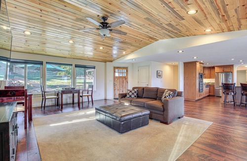 Stevenson House | Home w/Mtn Views & Hot Tub in Stevenson!