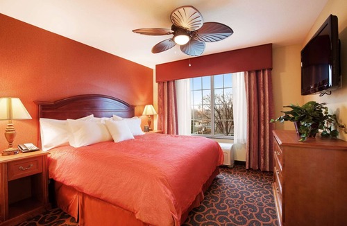 St. Cloud Hotel | Homewood Suites by Hilton St. Cloud