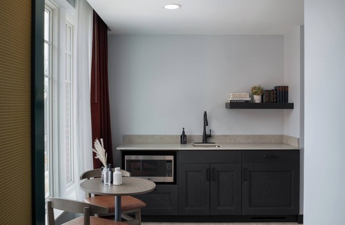 West Chester Hotel | Hotel Indigo West Chester - Downtown by IHG