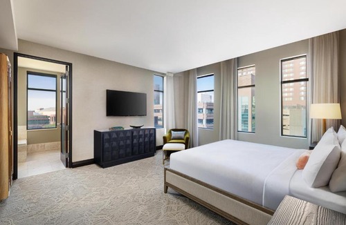 Downtown Minneapolis Hotel | Hotel Ivy, a Luxury Collection Hotel, Minneapolis