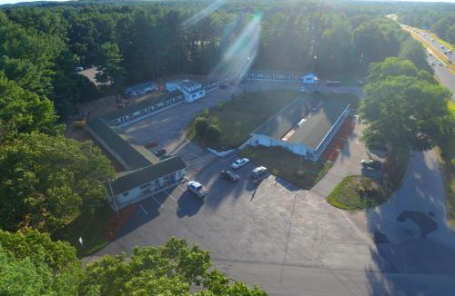 Acton Hotel | Howard Johnson by Wyndham Acton
