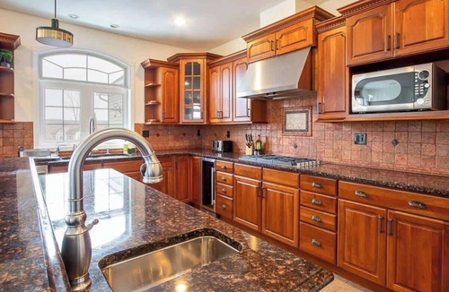 Pleasant Valley House | Huge HV Retreat: pool/spa/home theater/gym