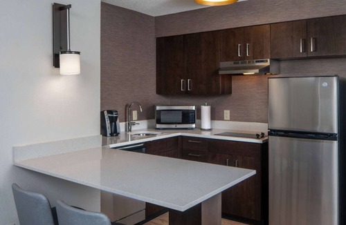 Fairfax Apartment | Indulge in Home-Like Comfort! Free Breakfast, Pets Allowed, Private Parking!