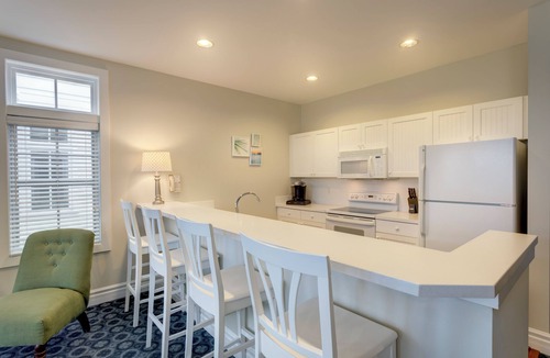 Bay Harbor Hotel | Inn at Bay Harbor