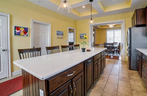 Connellsville House | Inviting Connellsville Getaway w/Deck!