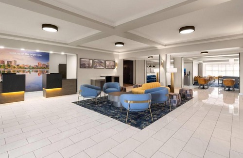 Bessemer Hotel | La Quinta Inn & Suites by Wyndham Bessemer