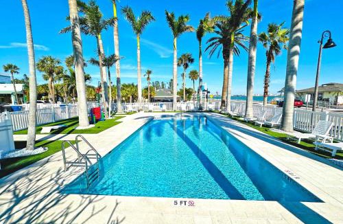 Pass-a-Grille Historic District Apartment | La Tortuga Historic Pass A Grille St Pete Beach 19