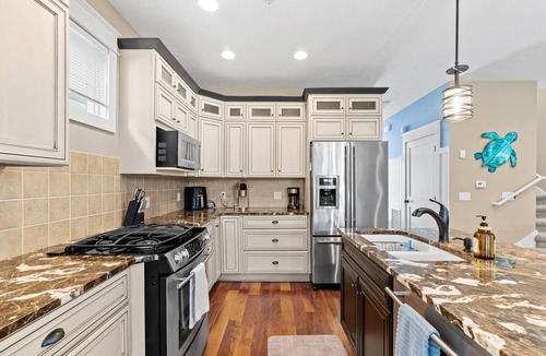 Saugatuck Condo | Lake Front Condo W/Pool Access, Walk to Saugatuck