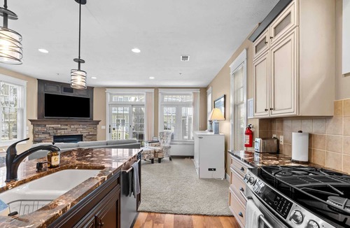 Saugatuck Condo | Lake Front Condo W/Pool Access, Walk to Saugatuck