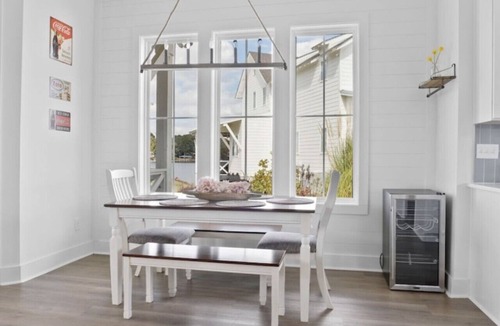 Dadeville House | Lake Happy - Waterfront Paradise