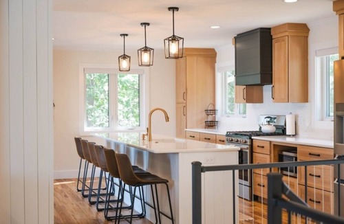 Alpena House | Lake|King|Kayaks|Game room|Firepit|AC|Dock