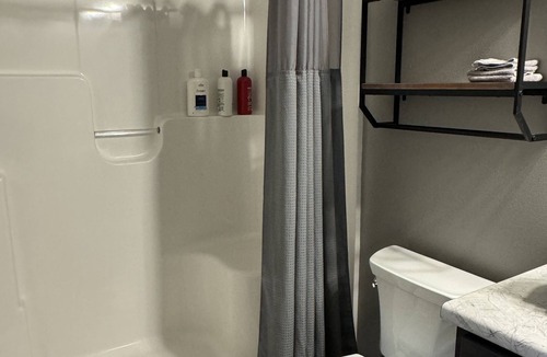 Wentworth Cabin | Lake Madison Retreat - Whole House - Pet Friendly