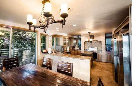 Lakeway House | Lake Travis Retreat | Pool Spa Dock & Great Views