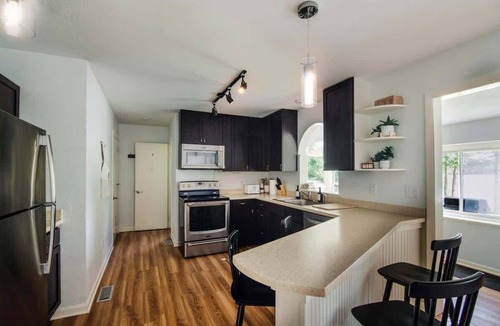 Charlevoix House | Lakefront Luxe Hideaway W/Hot tub!