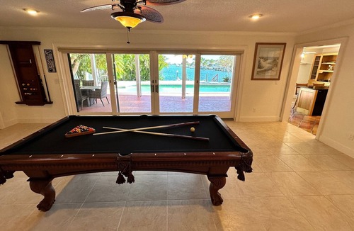 Island Estate House | Large House with nice boat dock plus walk/ride a bike to Clearwater Beach