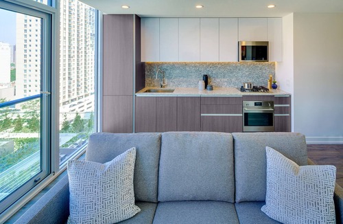 Near North Side Apartment | Level Chicago – Old Town