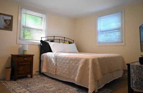 North Hampton House | LiKenSco Farm Beach House! Minutes to the beaches☀️