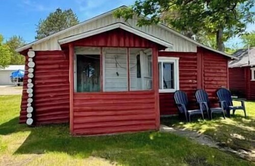 Prudenville Cabin | Logger's Retreat - Cabin #2