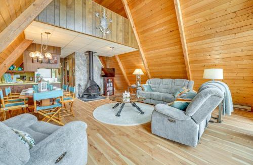 Fountain House | Long Lake Cabin w/Kayaks, Private Beach & Dock!