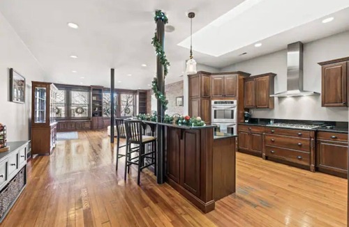 Jefferson City House | Luxurious downtown loft with amazing rooftop views