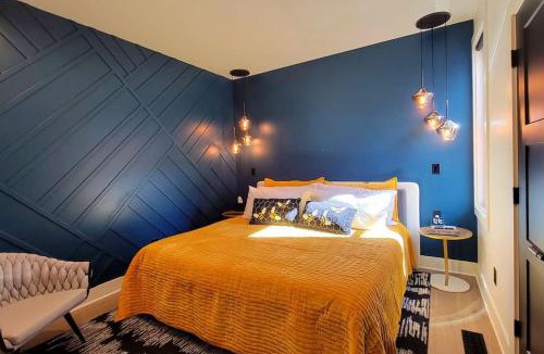 Jacksonville House | Luxurious Station House Suite B