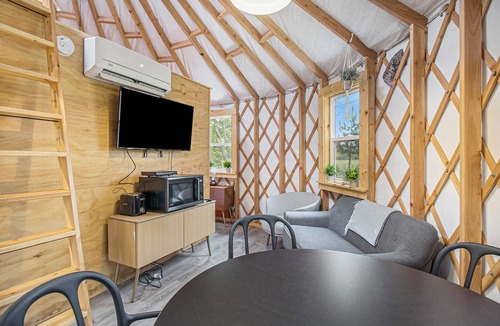 Sears Cabin | Luxury Glamping Yurt with Loft, Wood-Fired Hot Tub