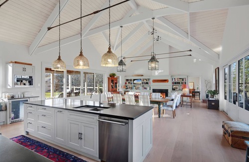 West Tisbury House | Luxury home with pool in tranquil West Tisbury setting