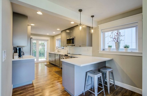 North Beacon Hill House | Luxury home with stunning views near Stadiums