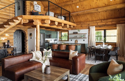 Ellsworth Cabin | Luxury Lake Michigan Waterfront Log Cabin with Barrel Sauna & Breathtaking Views