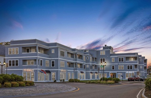 Plymouth Cultural District Apartment | Luxury One Bedroom Condo (675S.F.)