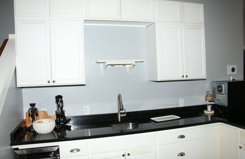 Stockbridge House | Luxury Retreat 20 Minutes from downtown- heated pool