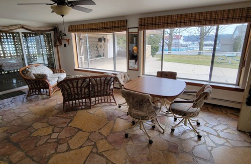 Pentwater House | Marina View in the Village