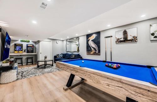 East Stroudsburg House | Modern 5BR, Kid-Friendly Home In Poconos with Pool Table