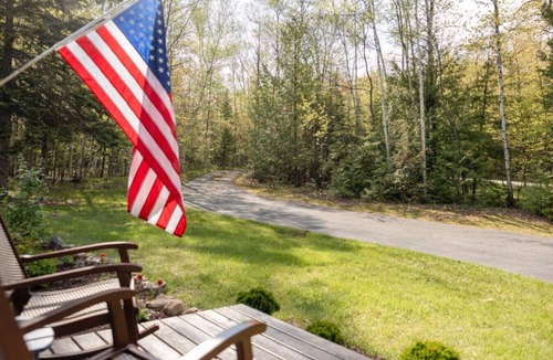 Gills Rock House | Modern cottage located near Sister Bay with Game Room and Fire Pit