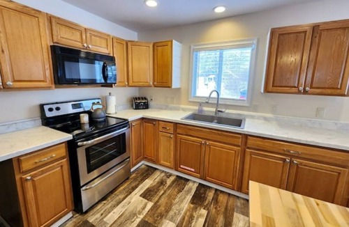 Brohman House | Moon Beam Lake Cottage