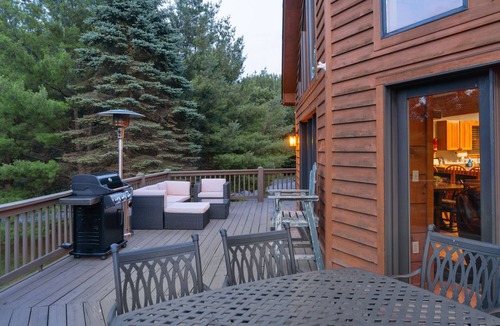 Thayerville Ski Chalet | Mountain Chalet with Hot Tub, Fireplaces, and Fire Pit