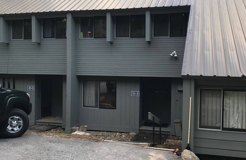 Lincoln House | Mountain Retreat Located Seconds from Loon Mt, Lincoln and White Mtns