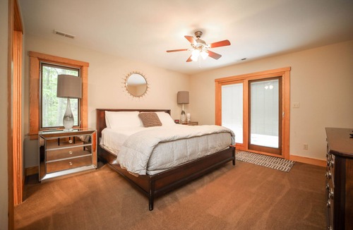 Nellysford Cabin | Mountain Season Lodge
