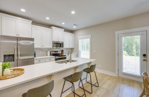 Millbrook House | Near 17 Springs Sports Complex: Millbrook Duplex!