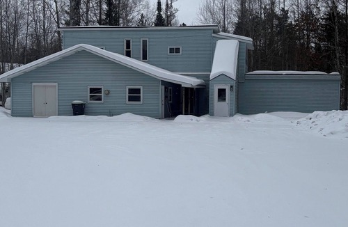 Grayling House | Near lakes/rivers, town, snowmobile trails and access to hunting and state land.