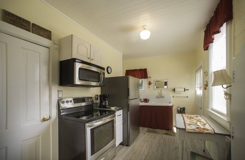Charlevoix House | New fall rates for just minimum two nights stay now! Come enjoy the fall colors!