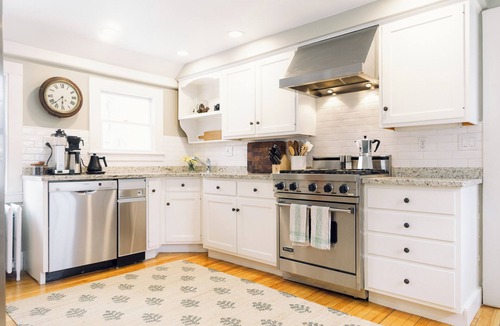 Camden House | NEW! Greek Revival Retreat - Walk to Harbor, Viking Kitchen, Fireplace, Sunroom