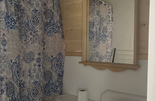 Bristol Cottage | Newfound Lake Cozy Cottage