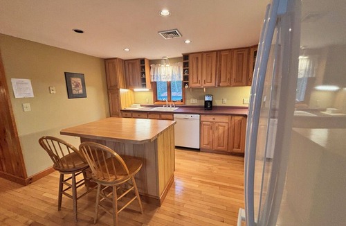 Hebron House | Newfound Lake Getaway- Hosted by Break Away