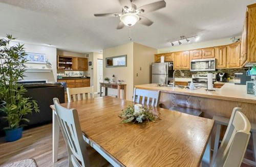 Kelleys Island House | On Island Time at Kelleys Island Condo!