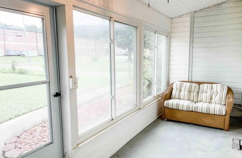 Bessemer House | Pet-friendly Home between Hoover, Tuscaloosa, Bham - close to Met, GOLF, UA